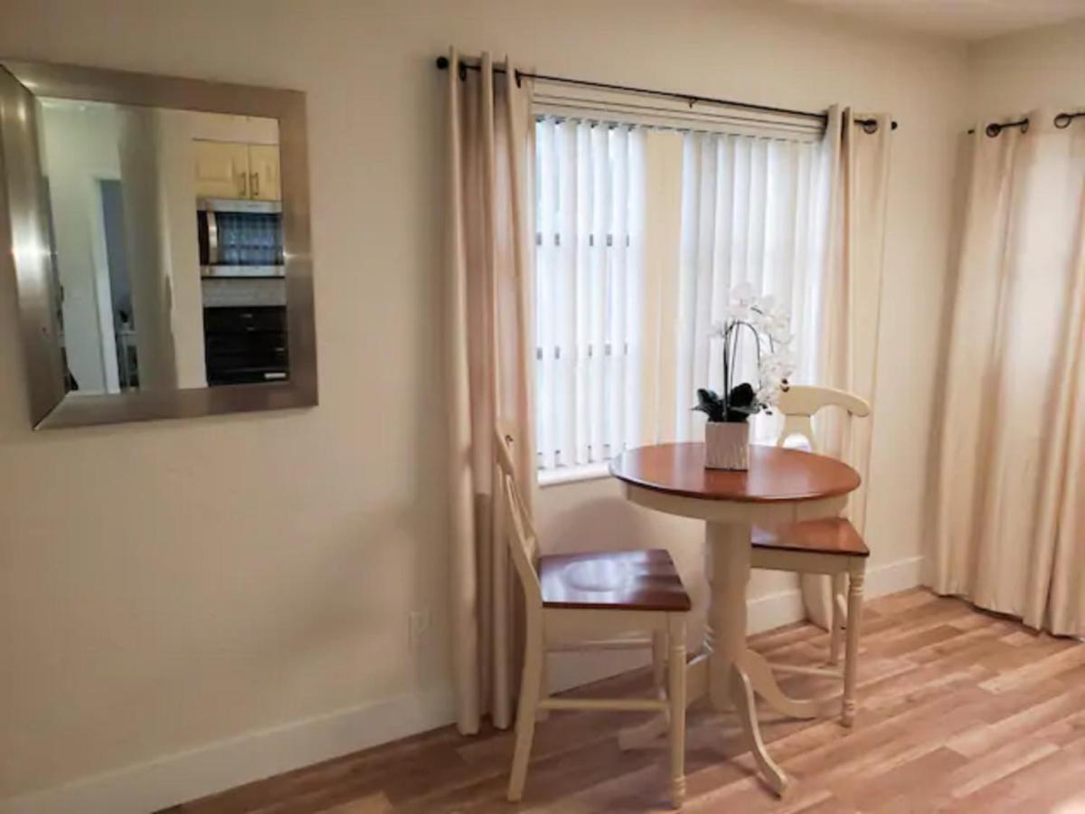 Sophisticated Dania Beach Suites Near The Beach Exteriér fotografie