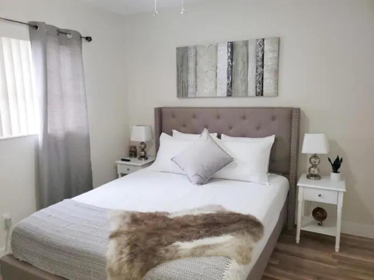 Sophisticated Dania Beach Suites Near The Beach Exteriér fotografie