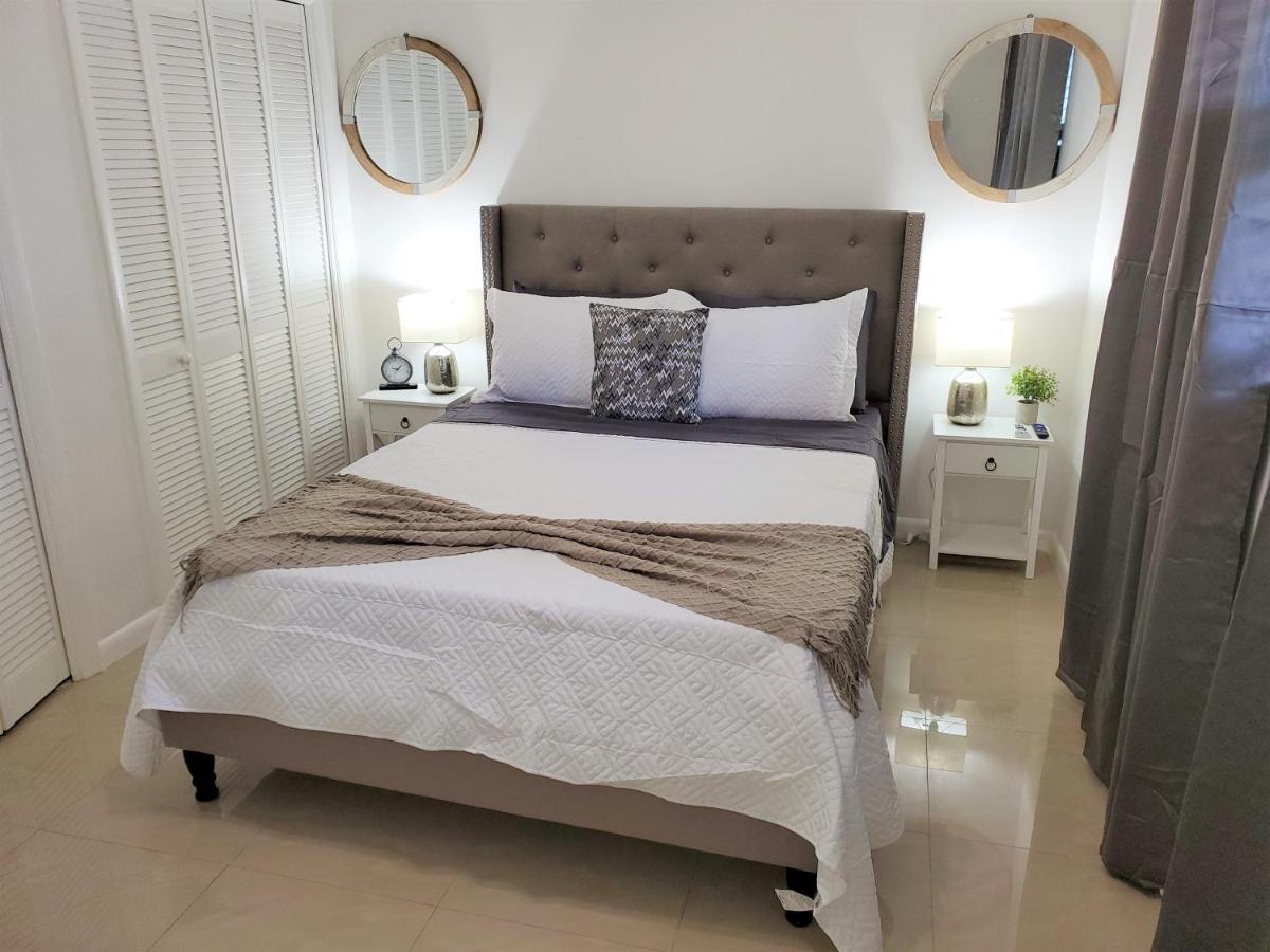 Sophisticated Dania Beach Suites Near The Beach Exteriér fotografie